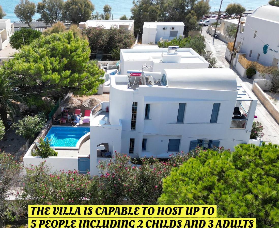 פריסה Located By The Sea One Beachfront Private Captain Lazaros Pool Villa With Loft In 750Sqm Spacious Private Plot-Jacuzzi-Sunrelax-Furnished Terace-Gazebo-Private Parking,Sleep 3 Adults And 2 Children, Just Steps From The Black Beach-Seaview מראה חיצוני תמונה